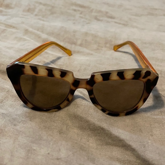 Komono Tortoise Sunglasses - Picture 1 of 5